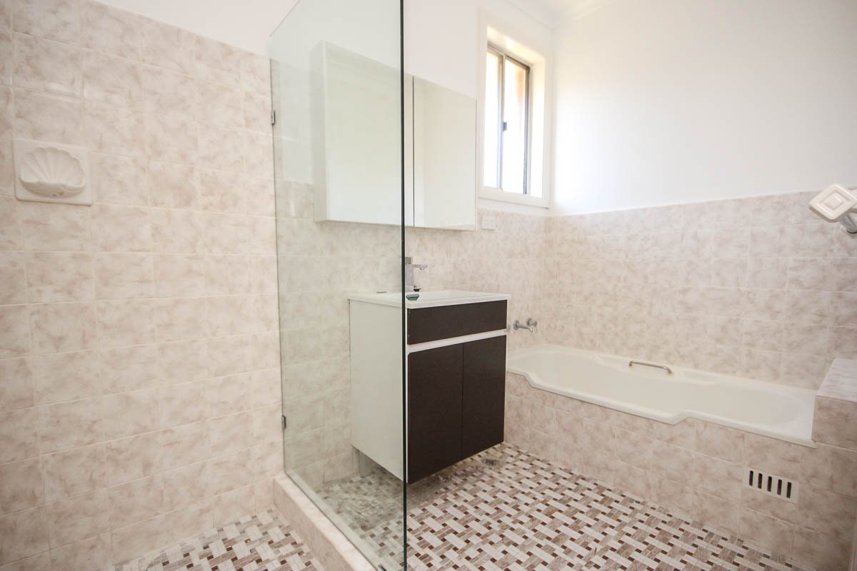 42 Bath Street MONTEREY 6