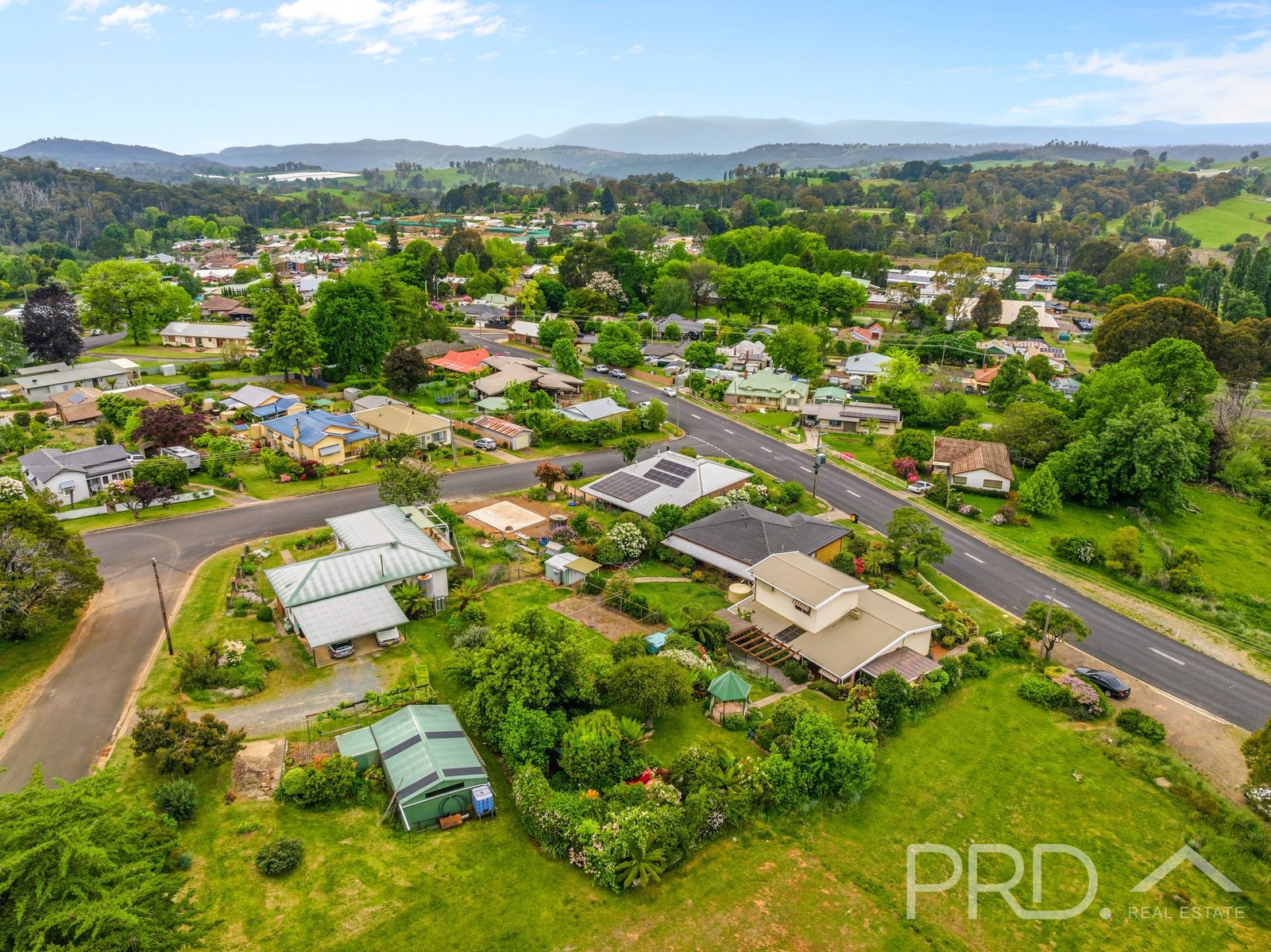 42 Batlow Road BATLOW 27