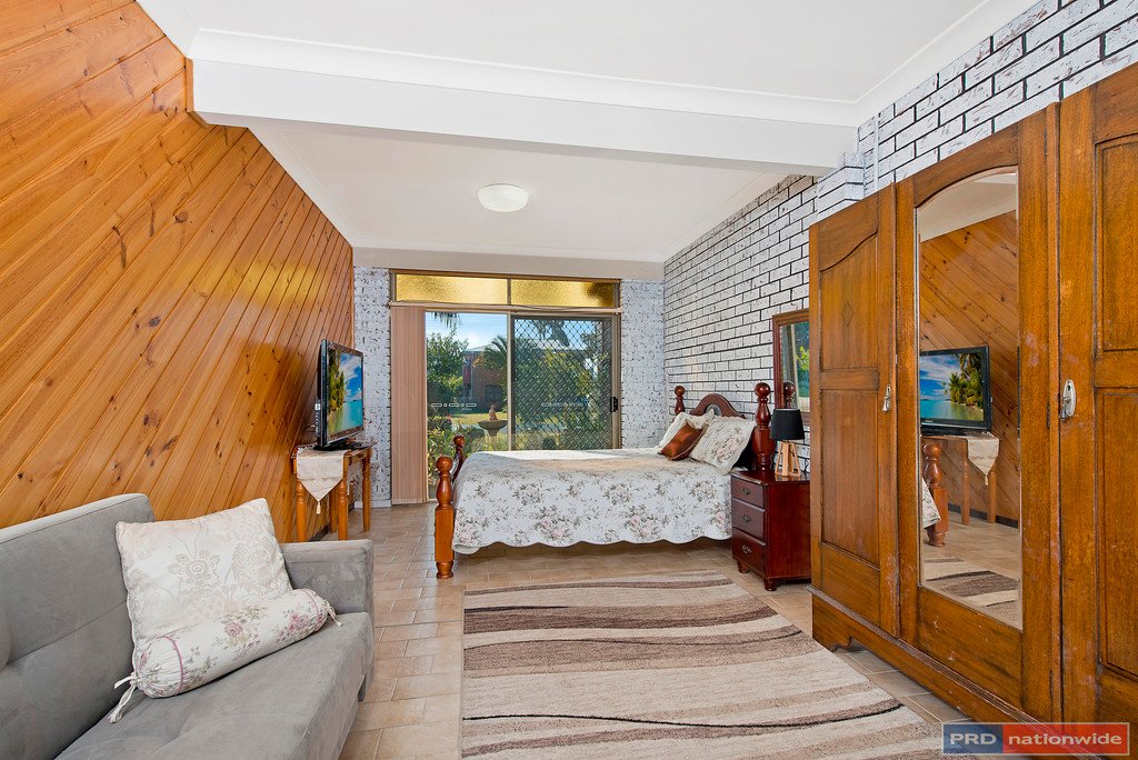 42 Bell Street DUNBOGAN 12