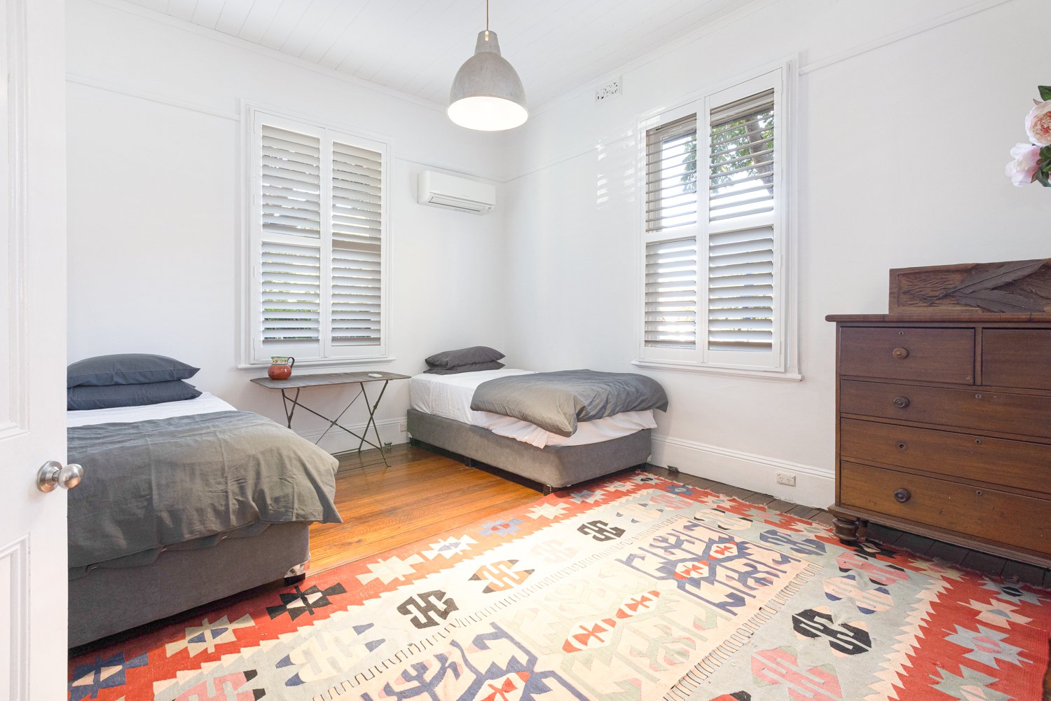 42 Belmore Road LORN 17