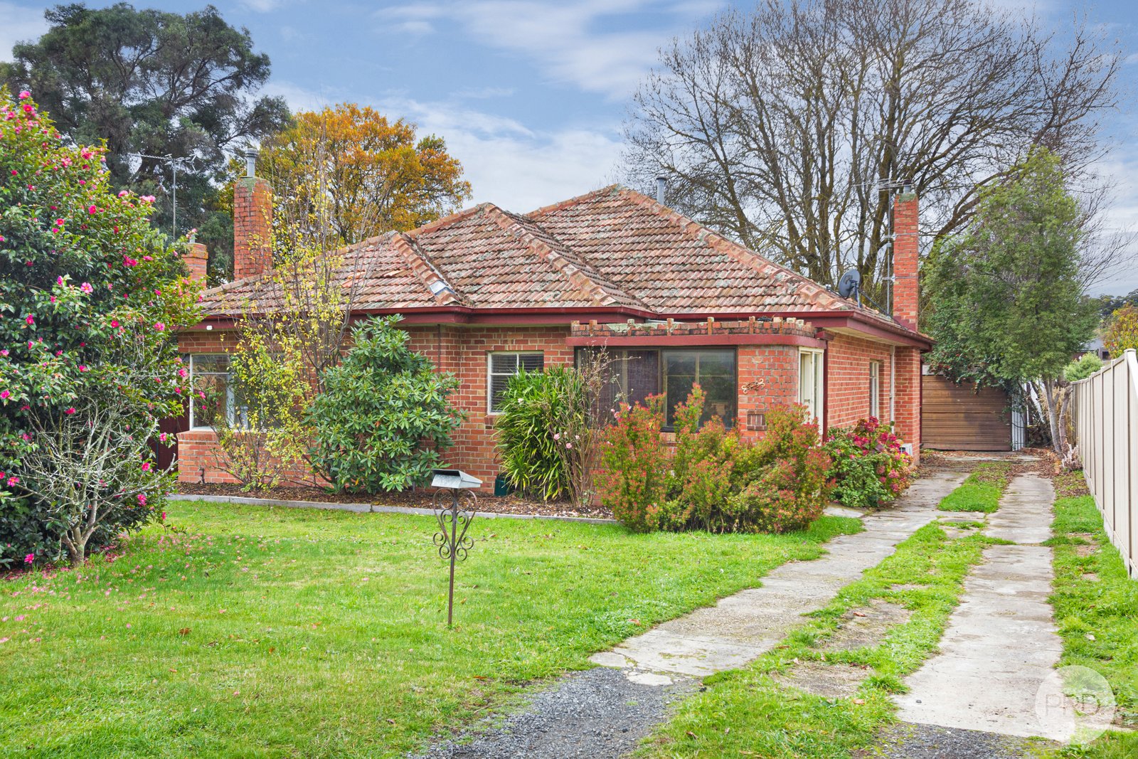 42 Bradbury Street BROWN HILL 1