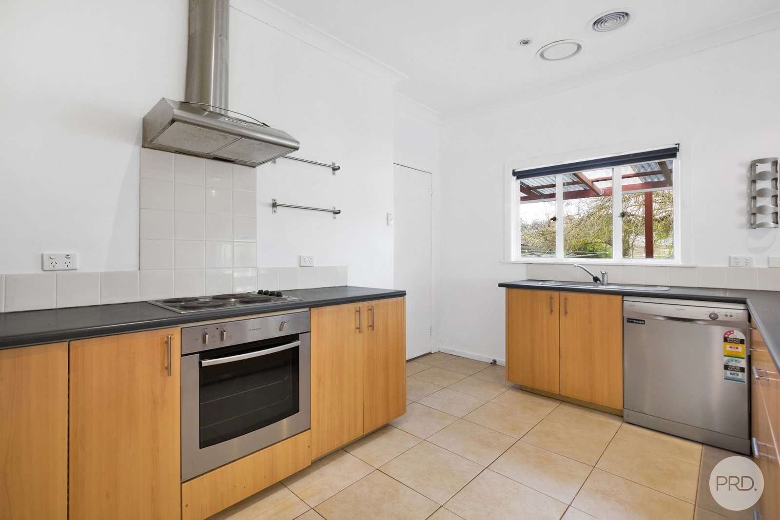 42 Bradbury Street BROWN HILL 2