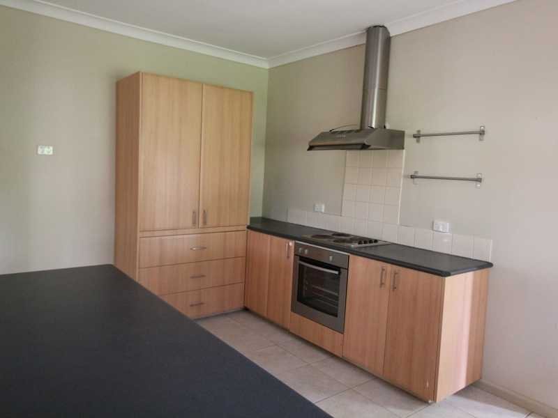 42 Bradbury Street BROWN HILL 2