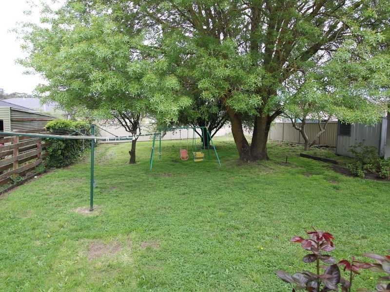 42 Bradbury Street BROWN HILL 12