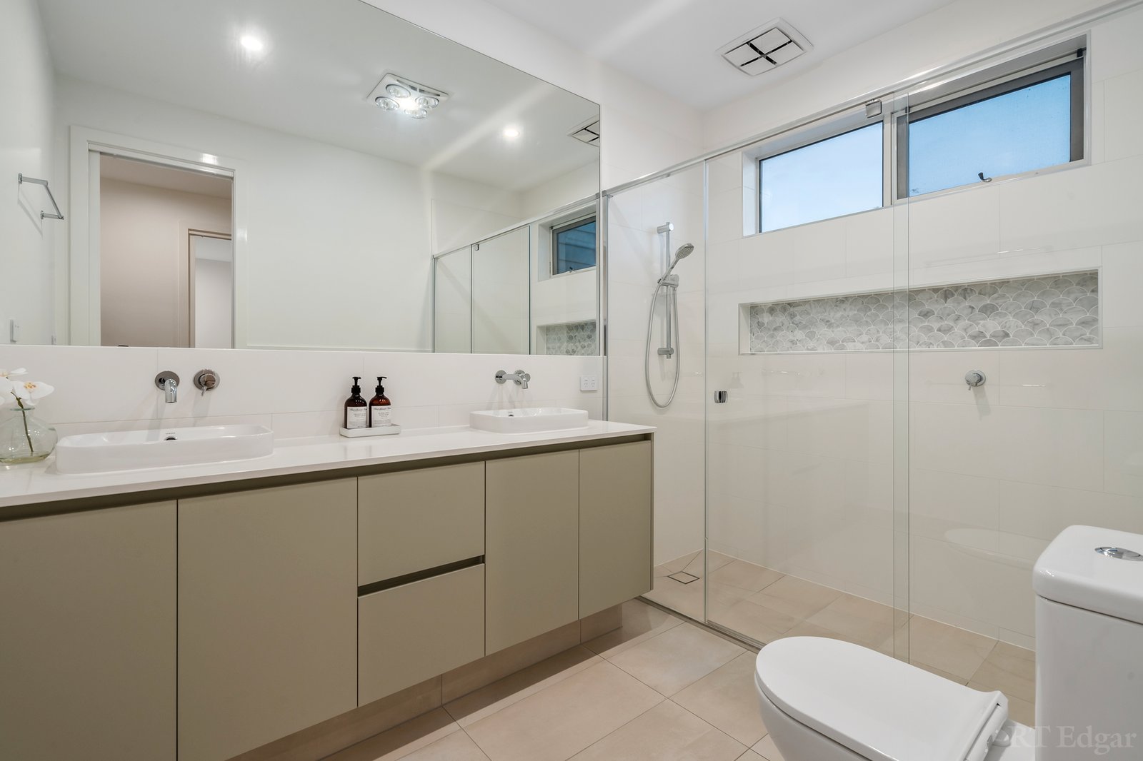 Real Estate and Property in 42 Briton Lane, Point Lonsdale, VIC