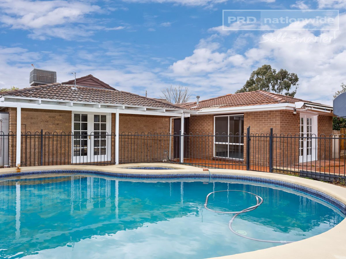 42 Brunskill Road LAKE ALBERT 11