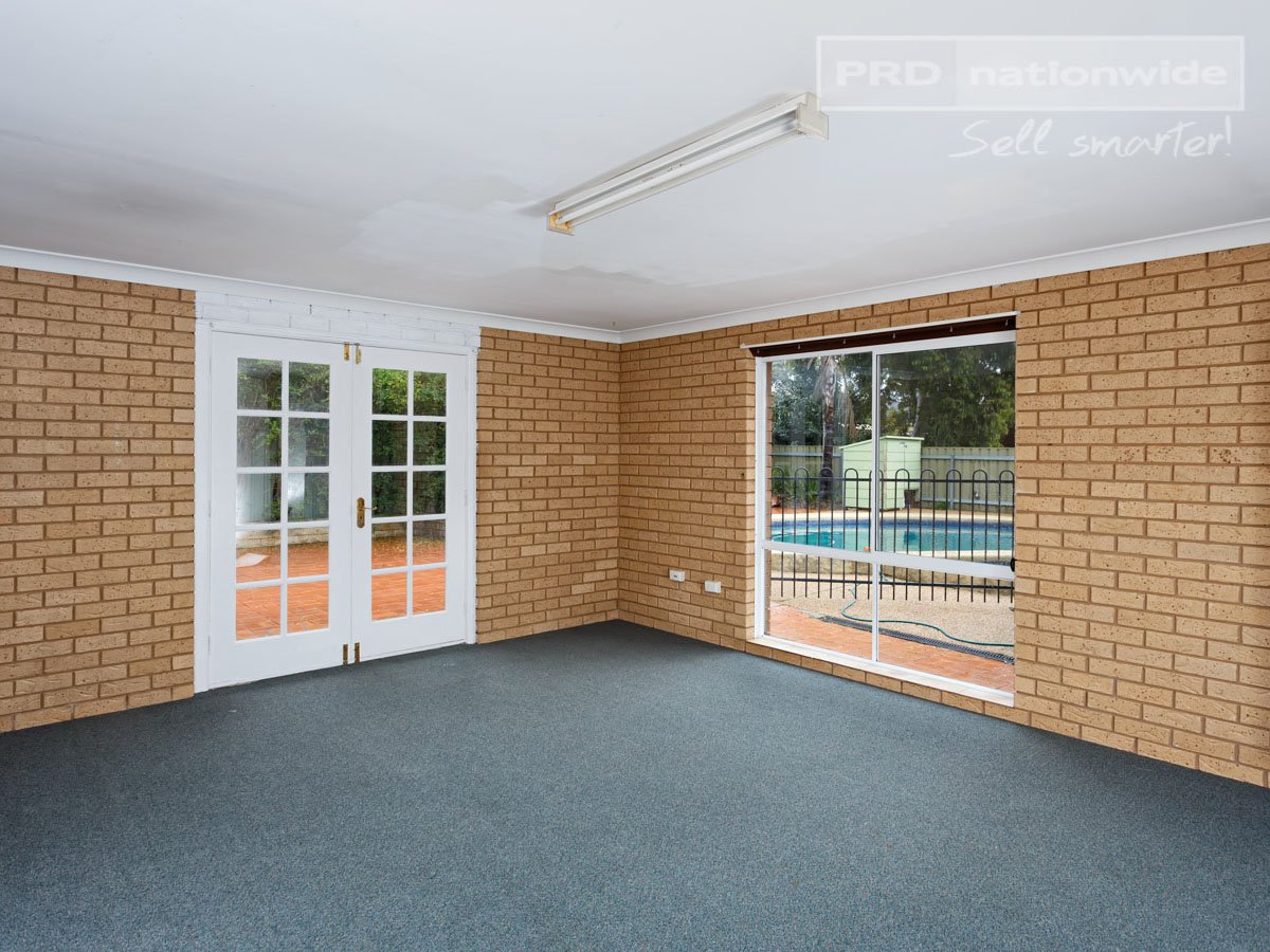 42 Brunskill Road LAKE ALBERT 5