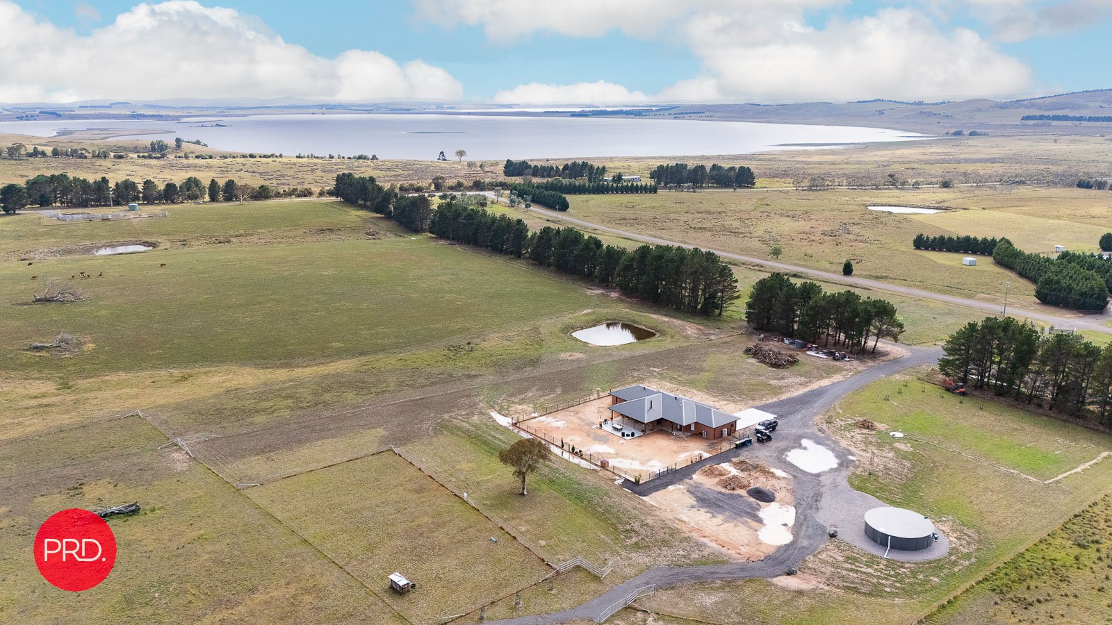 42 Burrabinga Road TARAGO 33