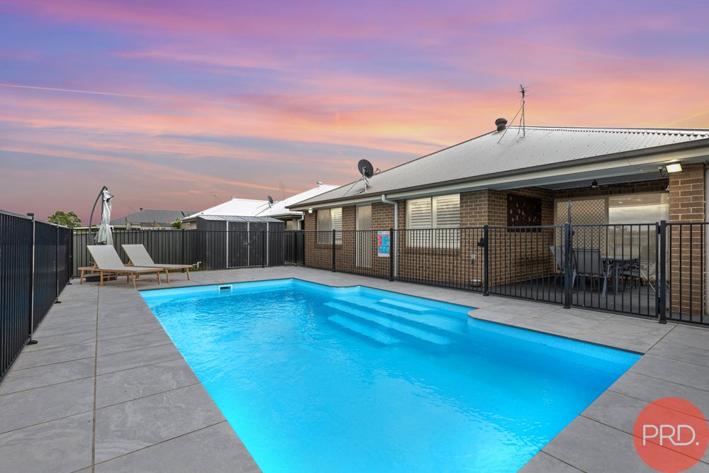 42 Cagney Road RUTHERFORD 1