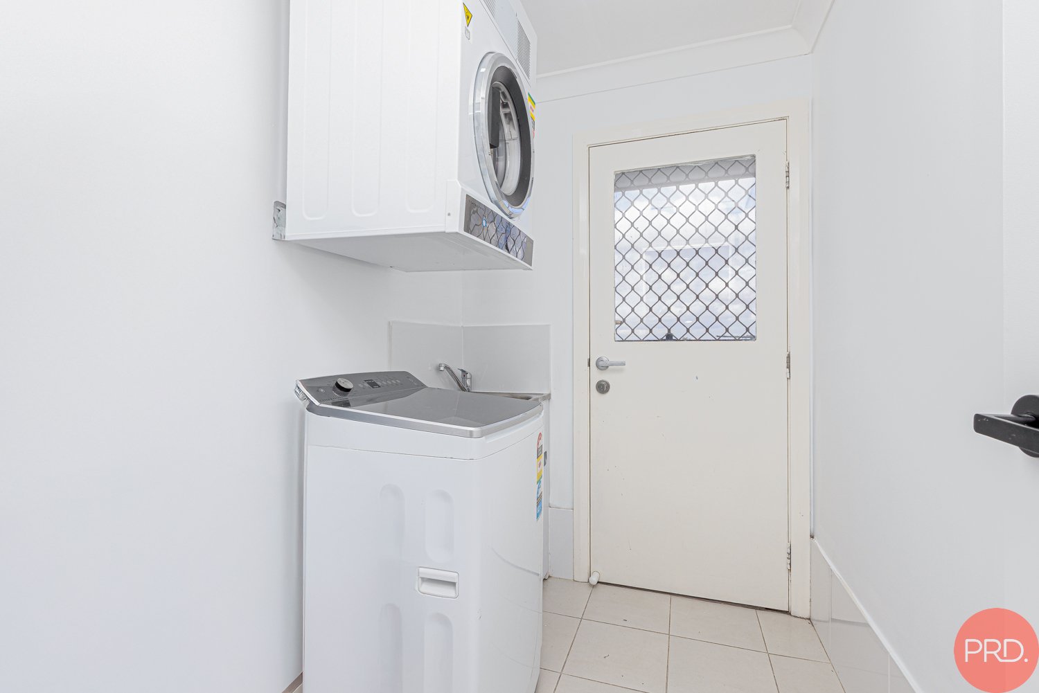 42 Cagney Road RUTHERFORD 24