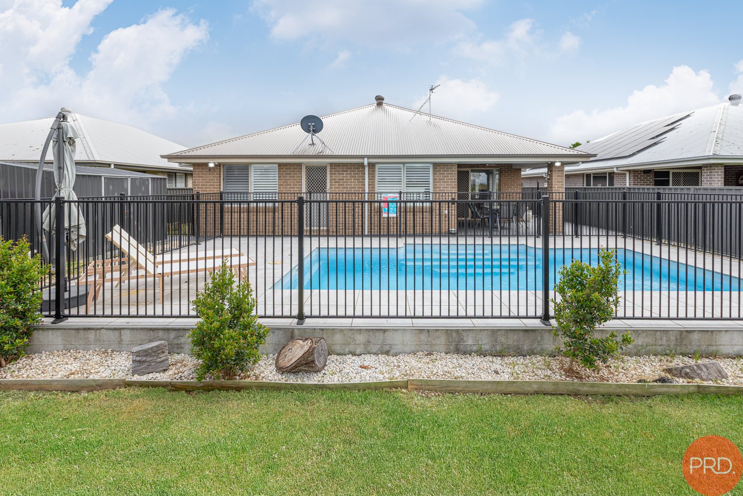 42 Cagney Road RUTHERFORD 33