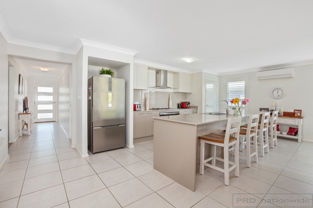 42 Cagney Road RUTHERFORD 6