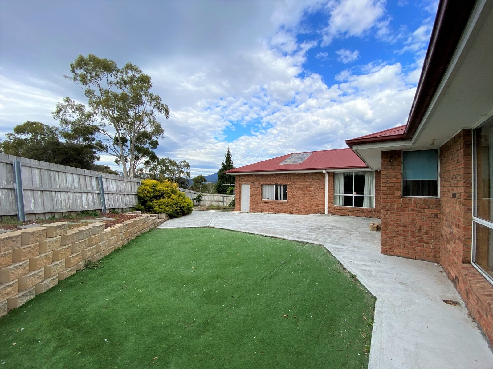 42 Chatterton Court CLAREMONT 16