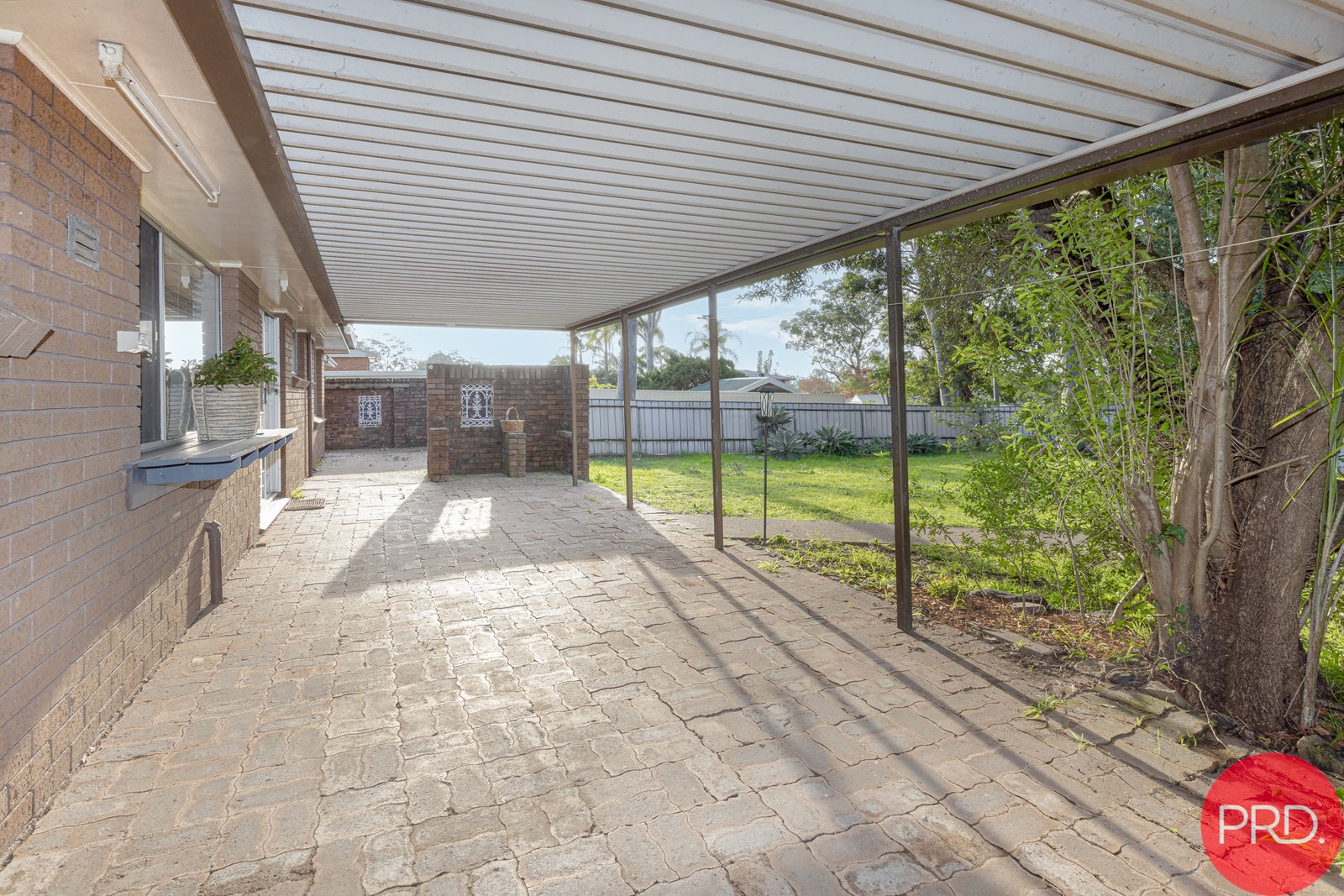 42 Chelmsford Drive METFORD 12