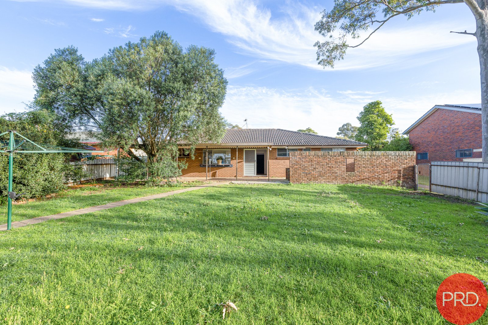 42 Chelmsford Drive METFORD 14