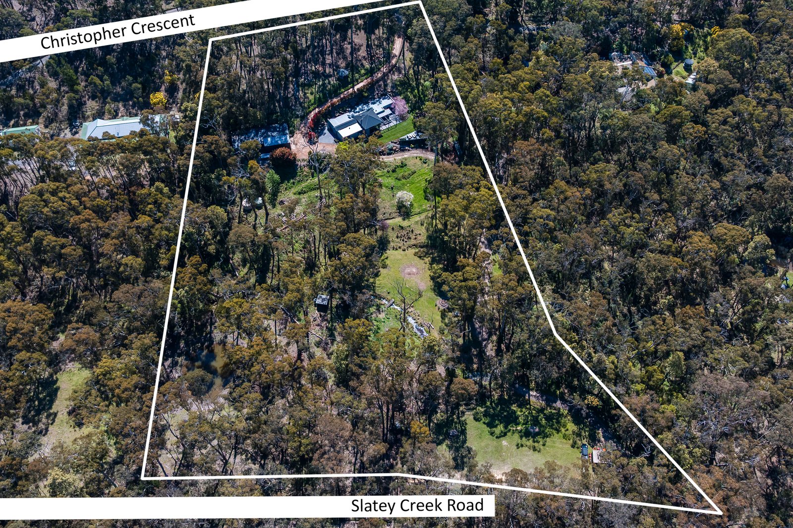 Real Estate and Property in 42 Christopher Crescent, Woodend, VIC