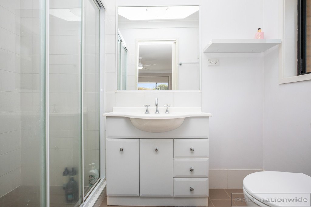 42 Clayton Crescent RUTHERFORD 14