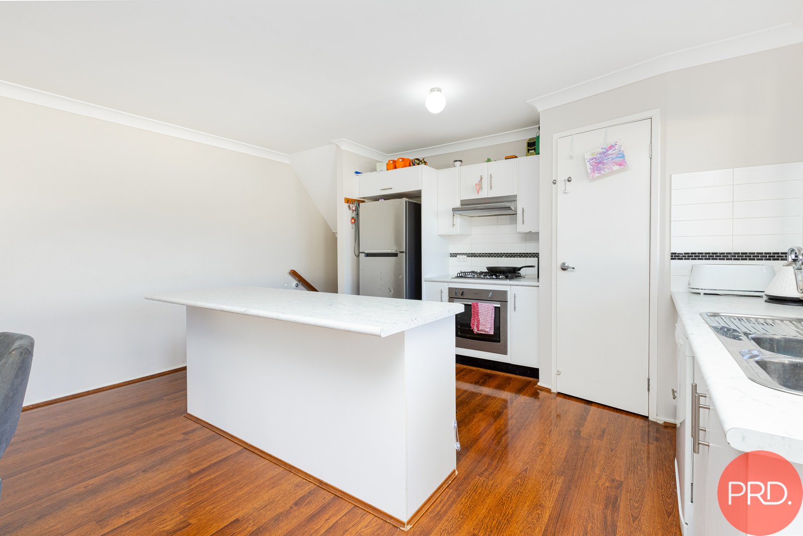 42 Clayton Crescent RUTHERFORD 13