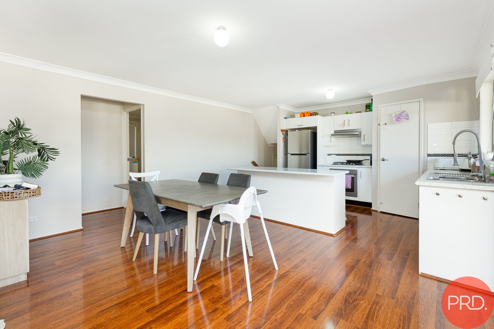 42 Clayton Crescent RUTHERFORD 14