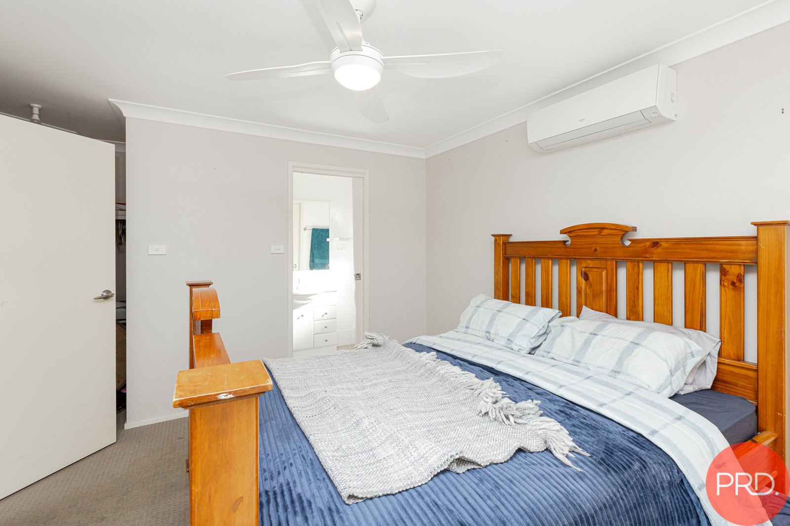 42 Clayton Crescent RUTHERFORD 23