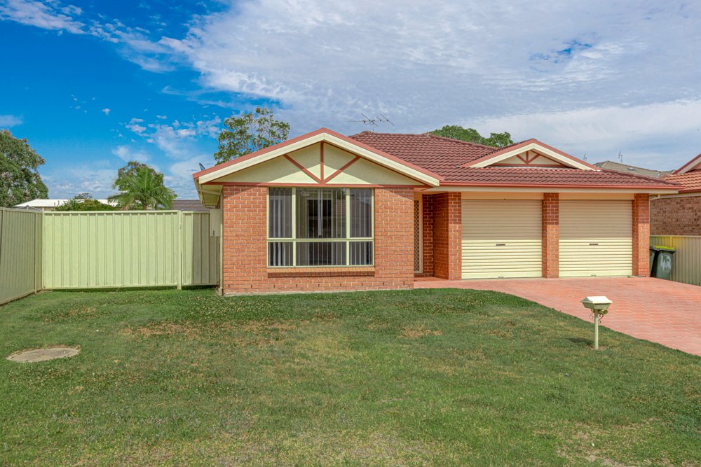42 Coburn Circuit METFORD 1