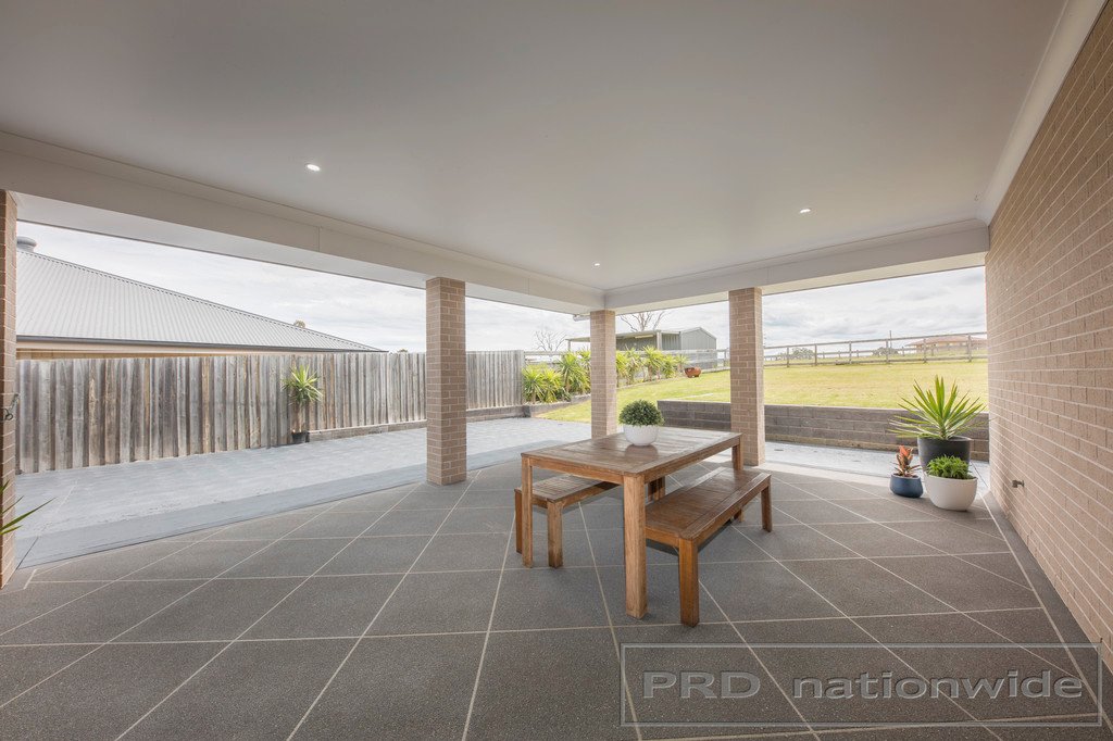 42 Cockatoo Ridge ABERGLASSLYN 4