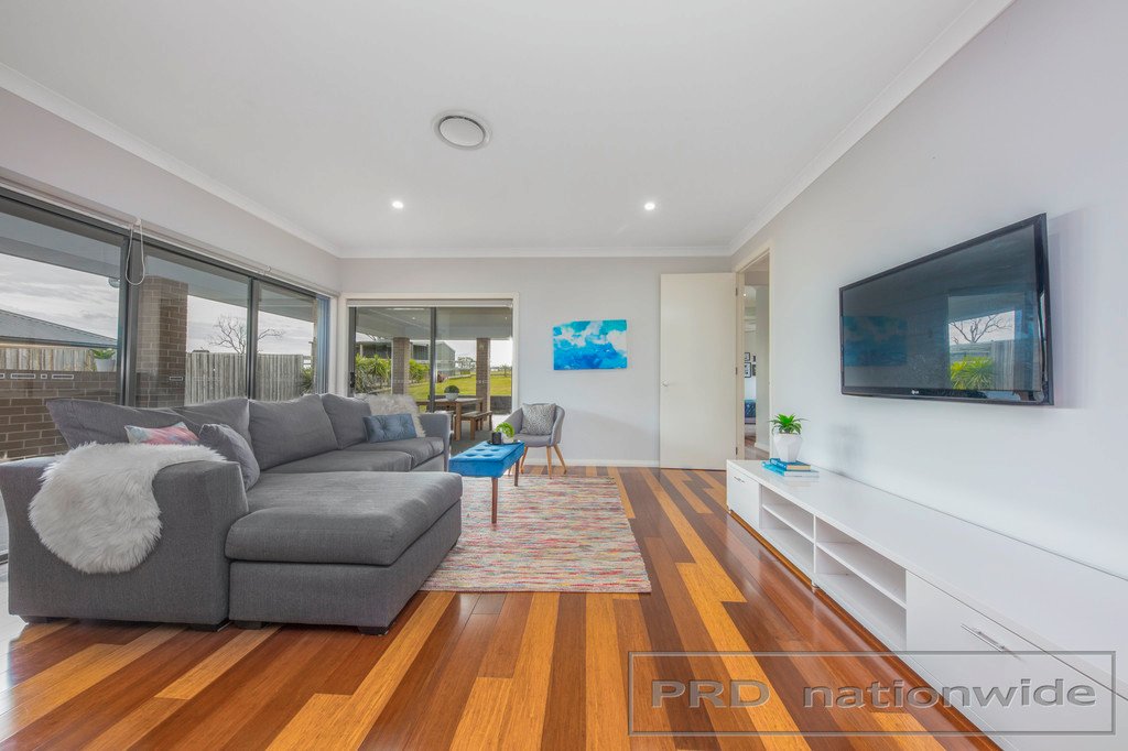 42 Cockatoo Ridge ABERGLASSLYN 6