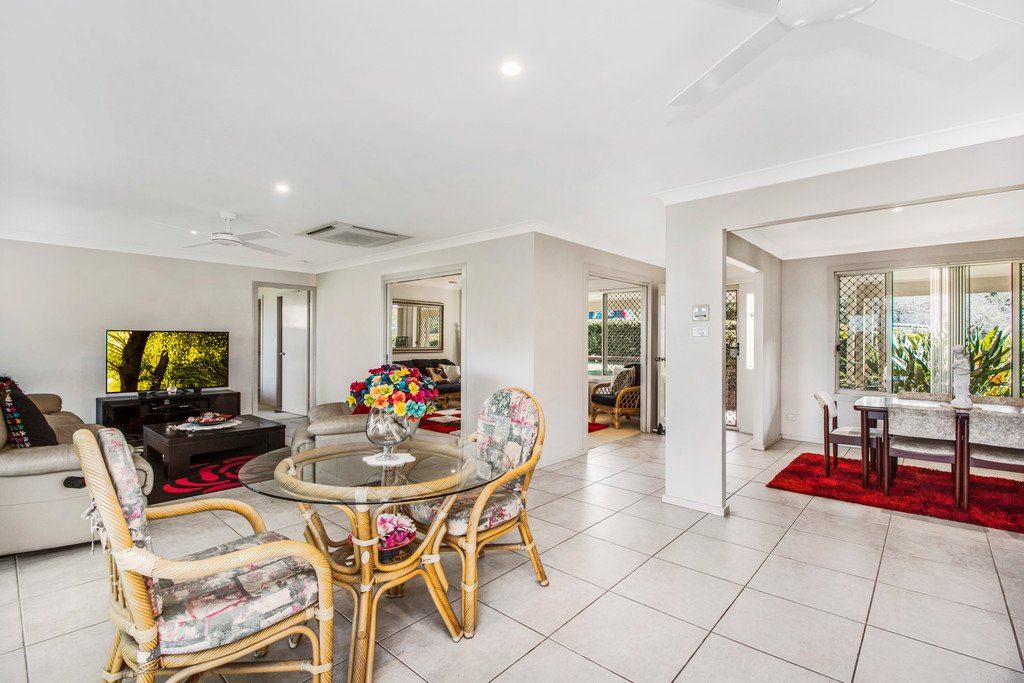 42 Comboyne Street KENDALL 2
