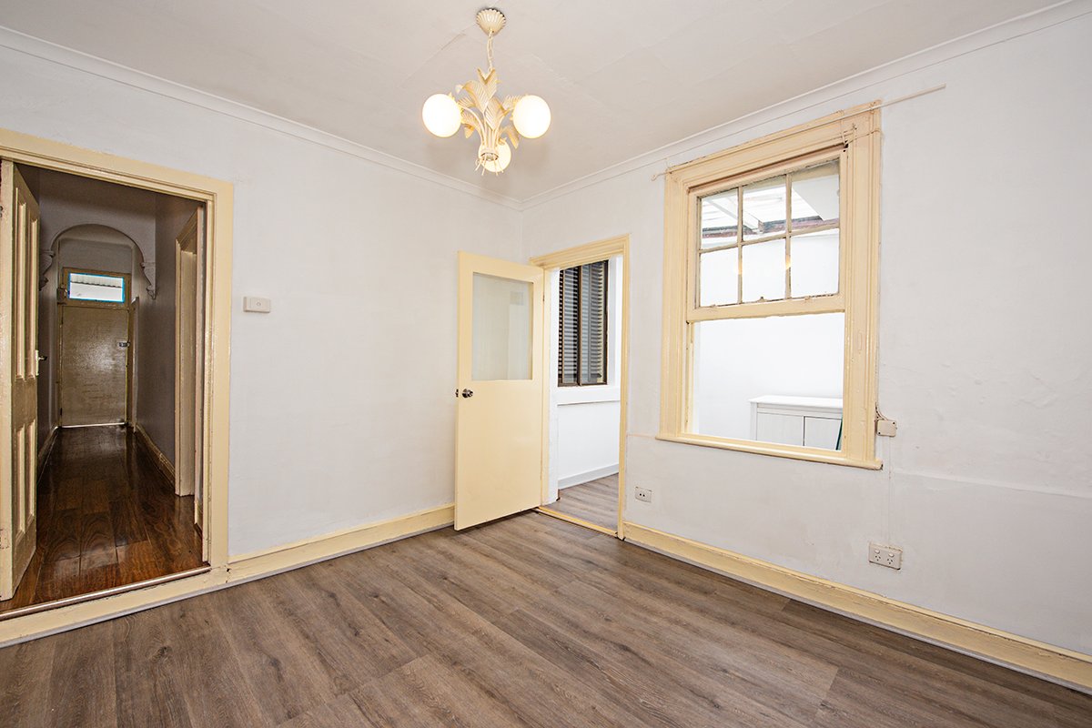 Gallery: 42 Commercial Road