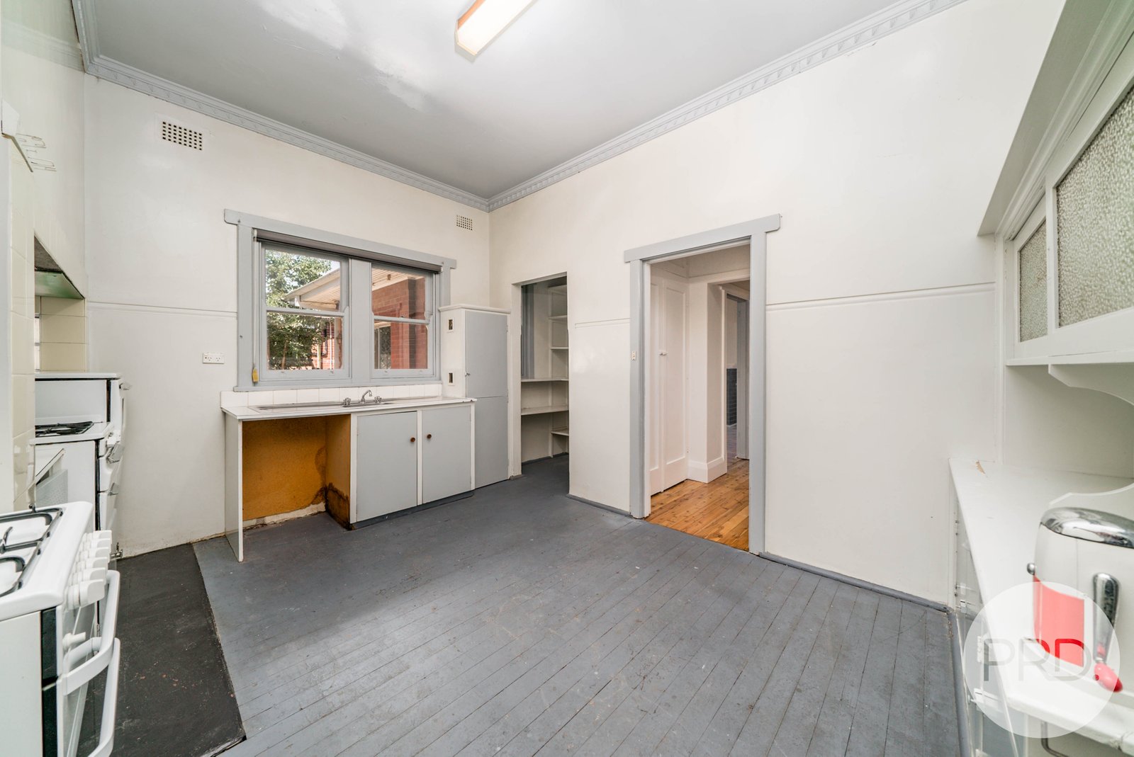 42 Cooper Street COOTAMUNDRA 2