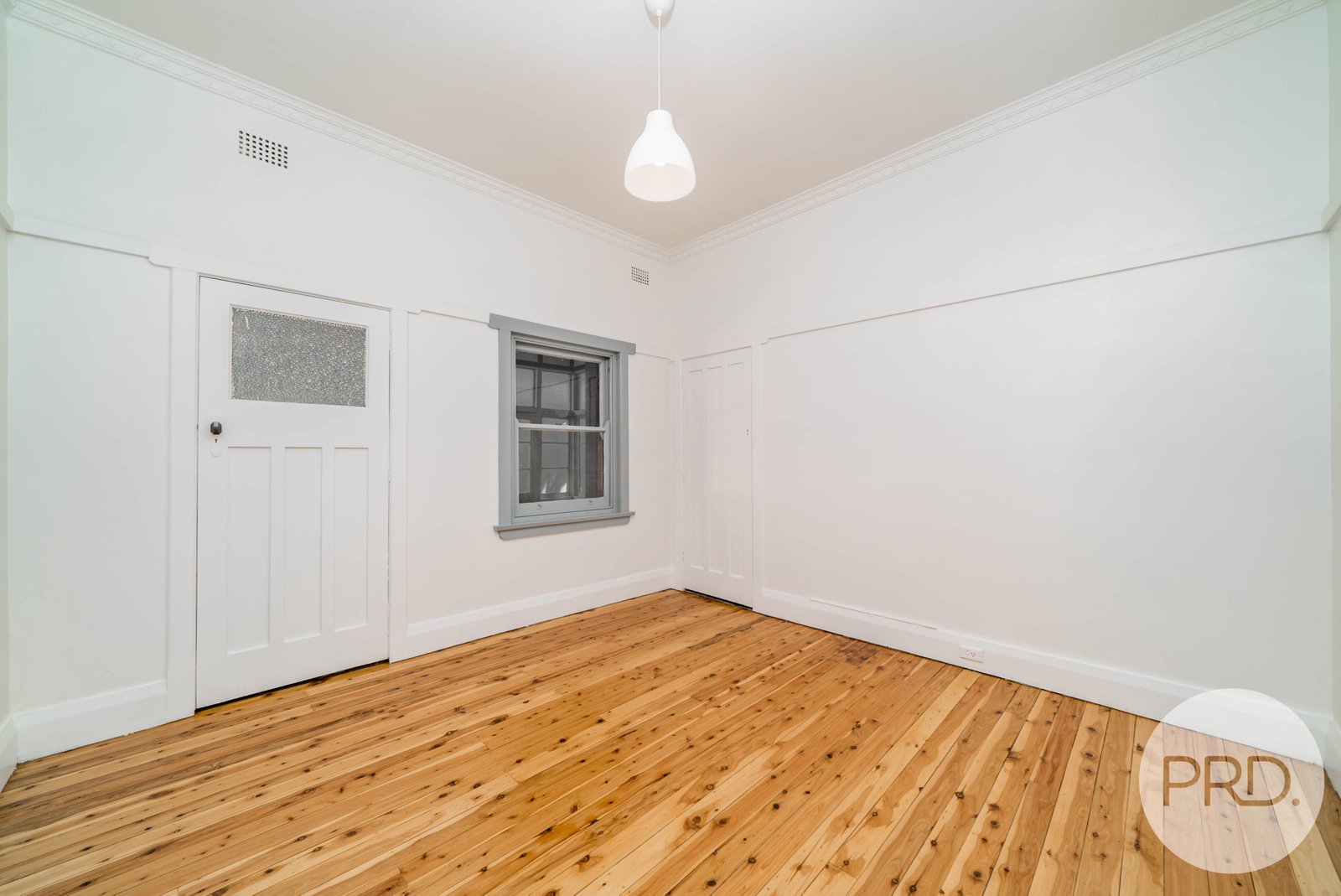 42 Cooper Street COOTAMUNDRA 4