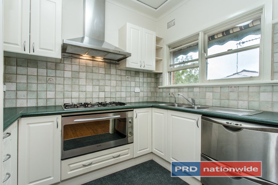 42 Coreen Avenue PENRITH 2
