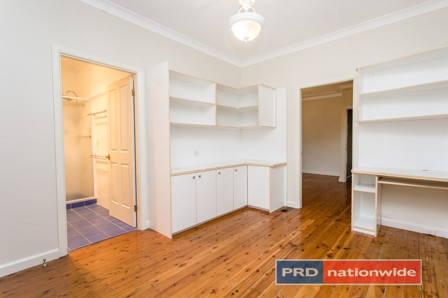 42 Coreen Avenue PENRITH 10