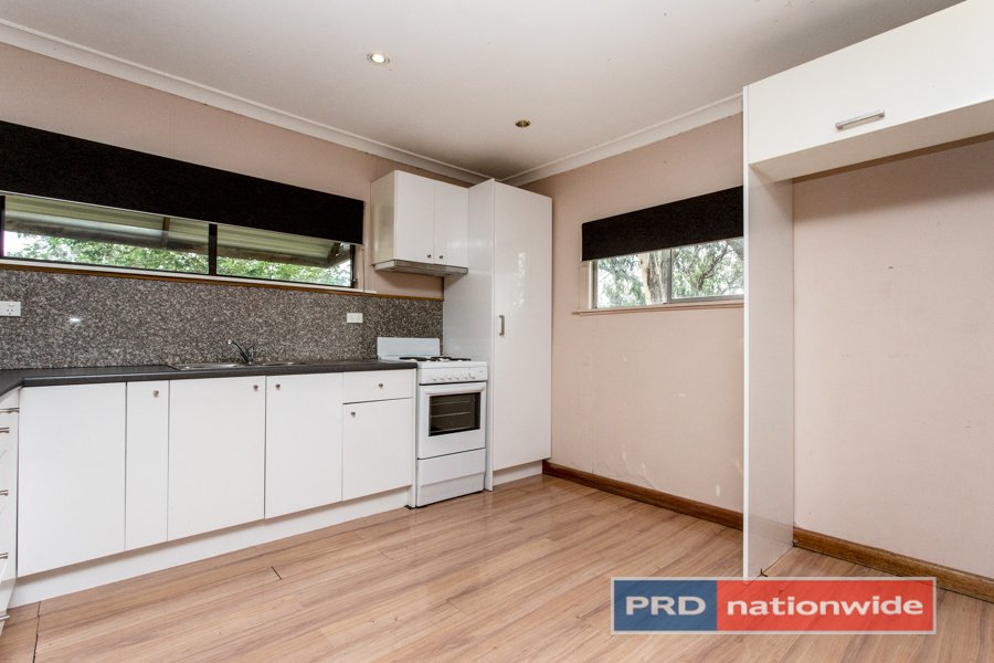 42 Coreen Avenue PENRITH 17