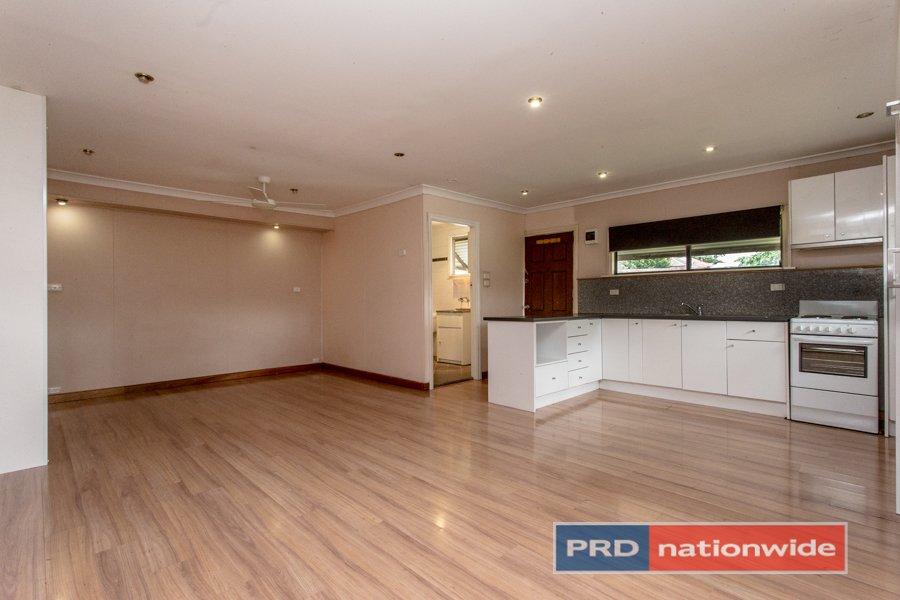 42 Coreen Avenue PENRITH 19