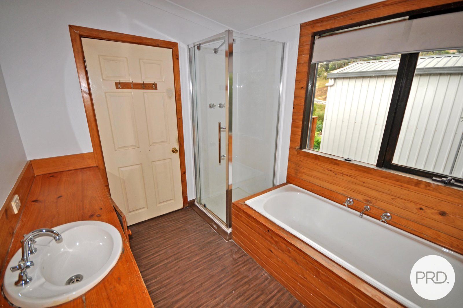 42 Creek Road LENAH VALLEY 6