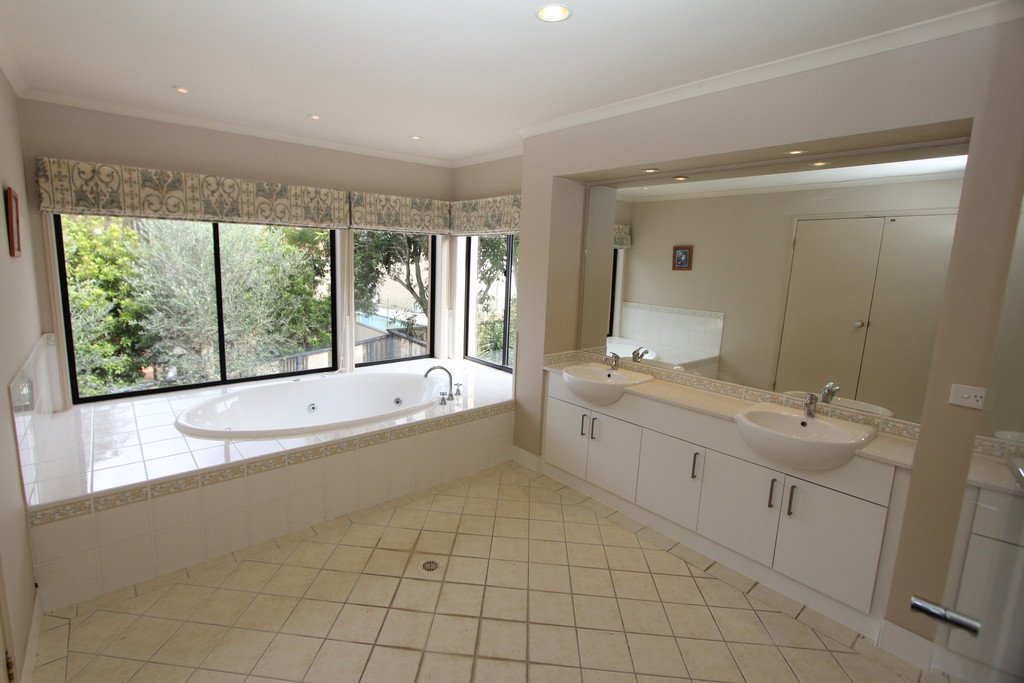 42 Crestwood Drive MOLENDINAR 10