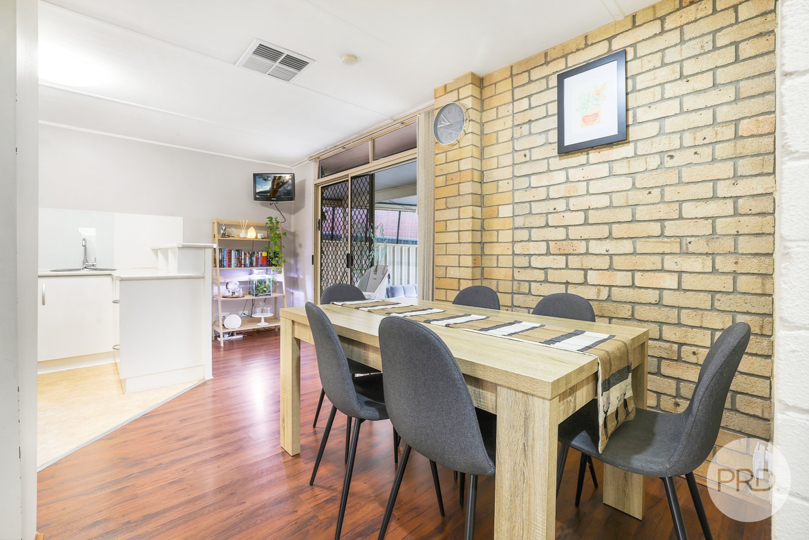 42 Cypress Street TAMWORTH 3