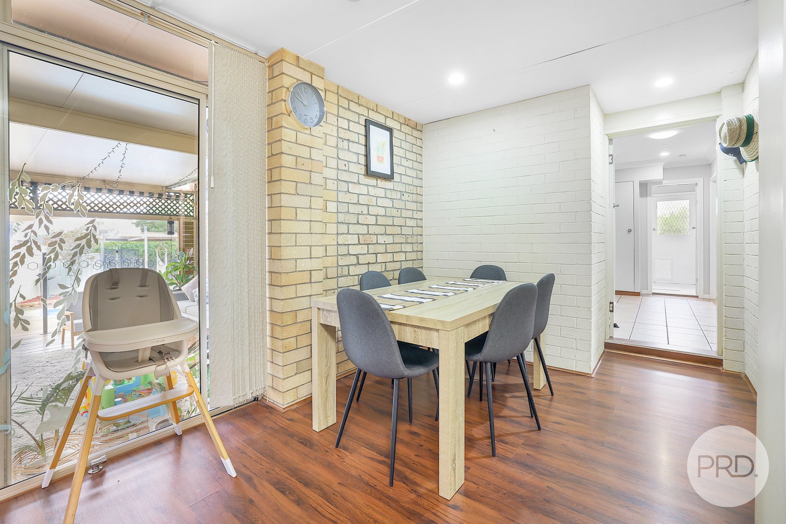 42 Cypress Street TAMWORTH 4