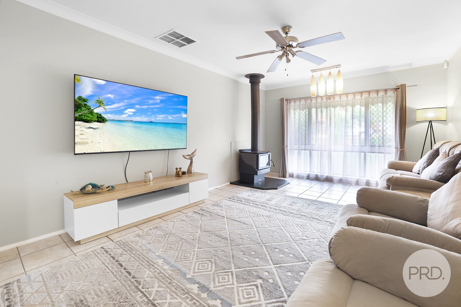 42 Cypress Street TAMWORTH 7