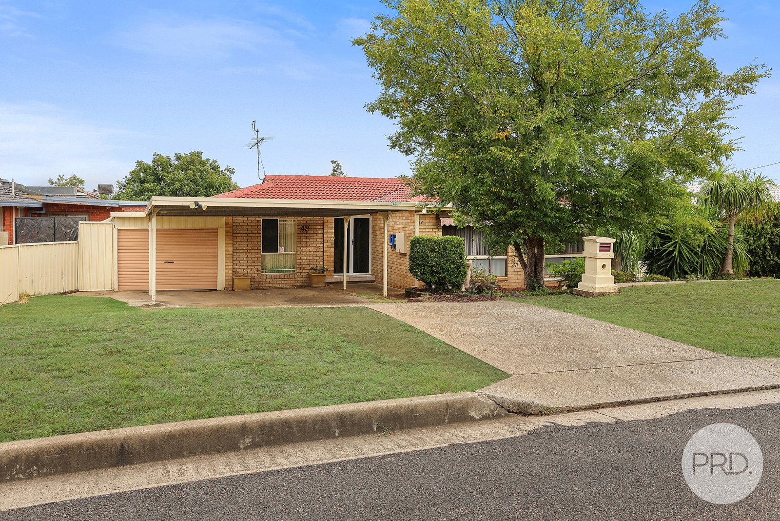 42 Cypress Street TAMWORTH 25
