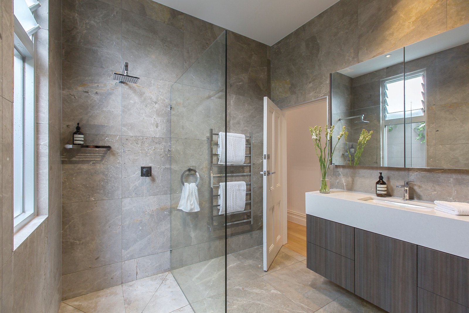 42 Danks Street, Albert Park, VIC