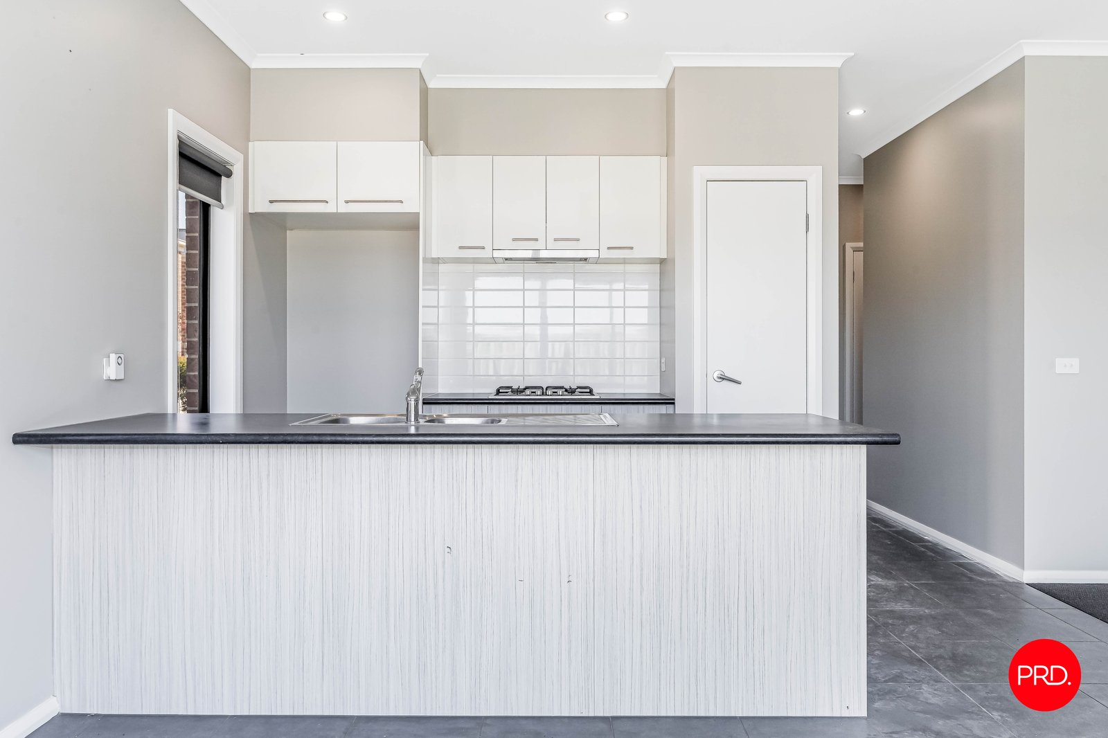 4/2 Eldridge Court KANGAROO FLAT 4