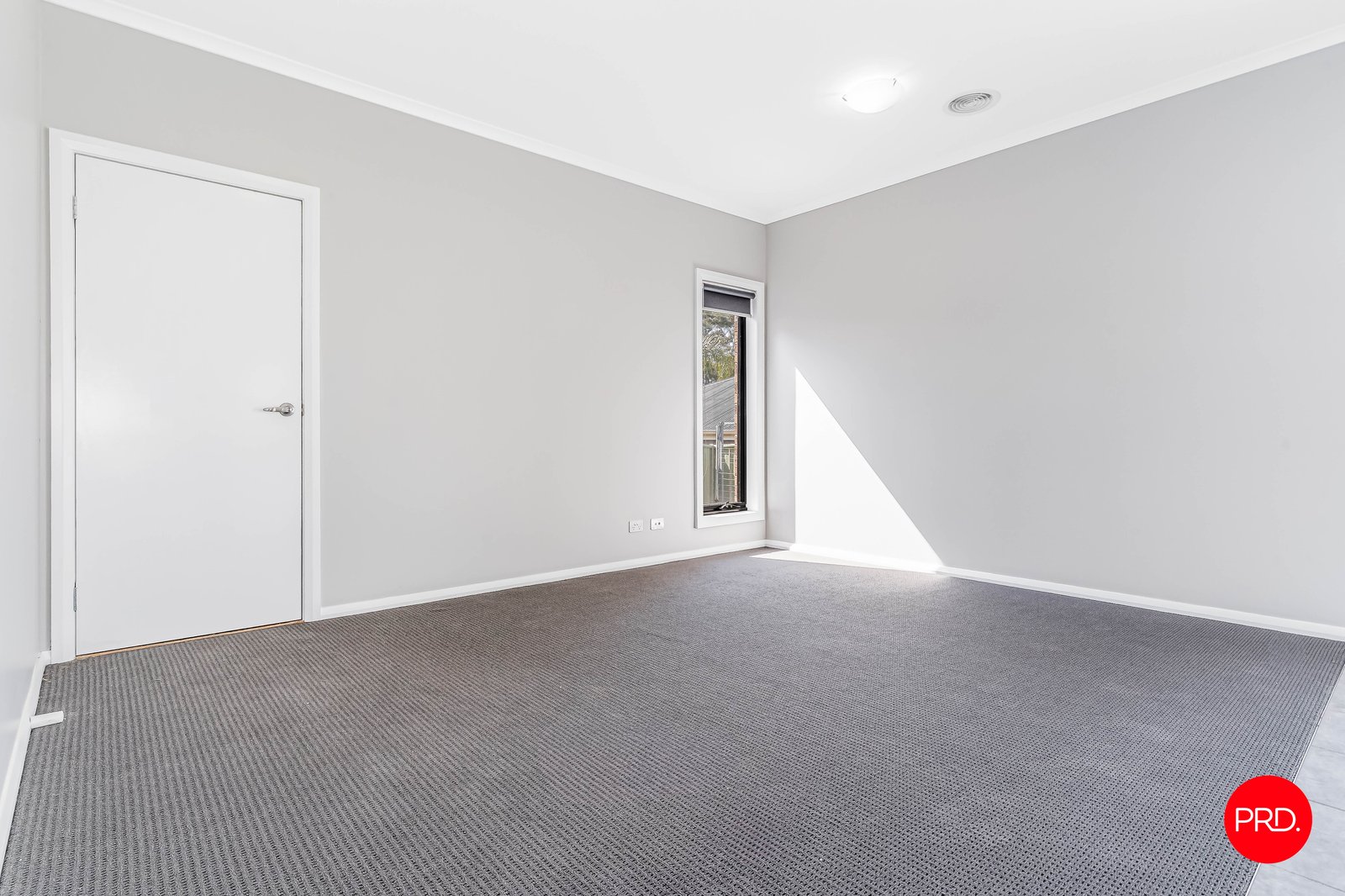 4/2 Eldridge Court KANGAROO FLAT 5