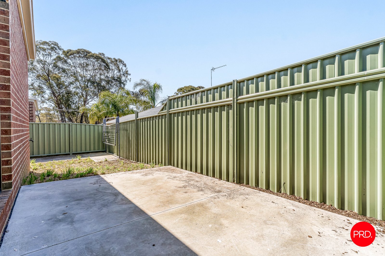 4/2 Eldridge Court KANGAROO FLAT 11