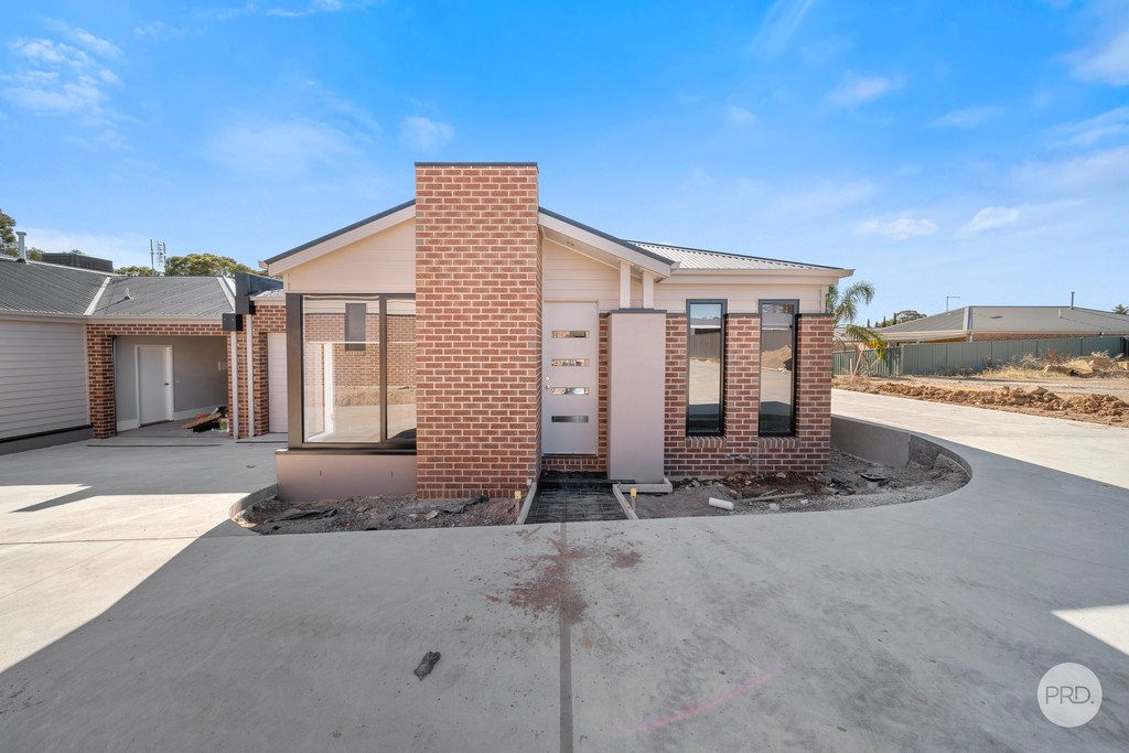 4/2 Eldridge Court KANGAROO FLAT 1