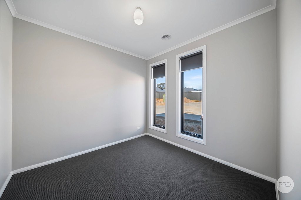 4/2 Eldridge Court KANGAROO FLAT 7