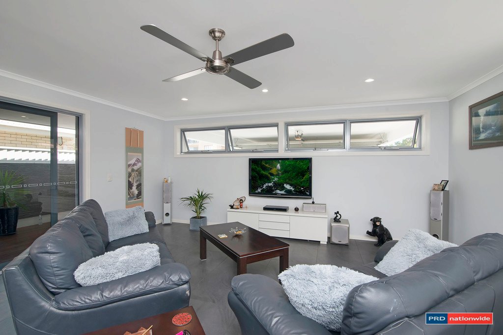42 Fifteenth Avenue PALM BEACH 9