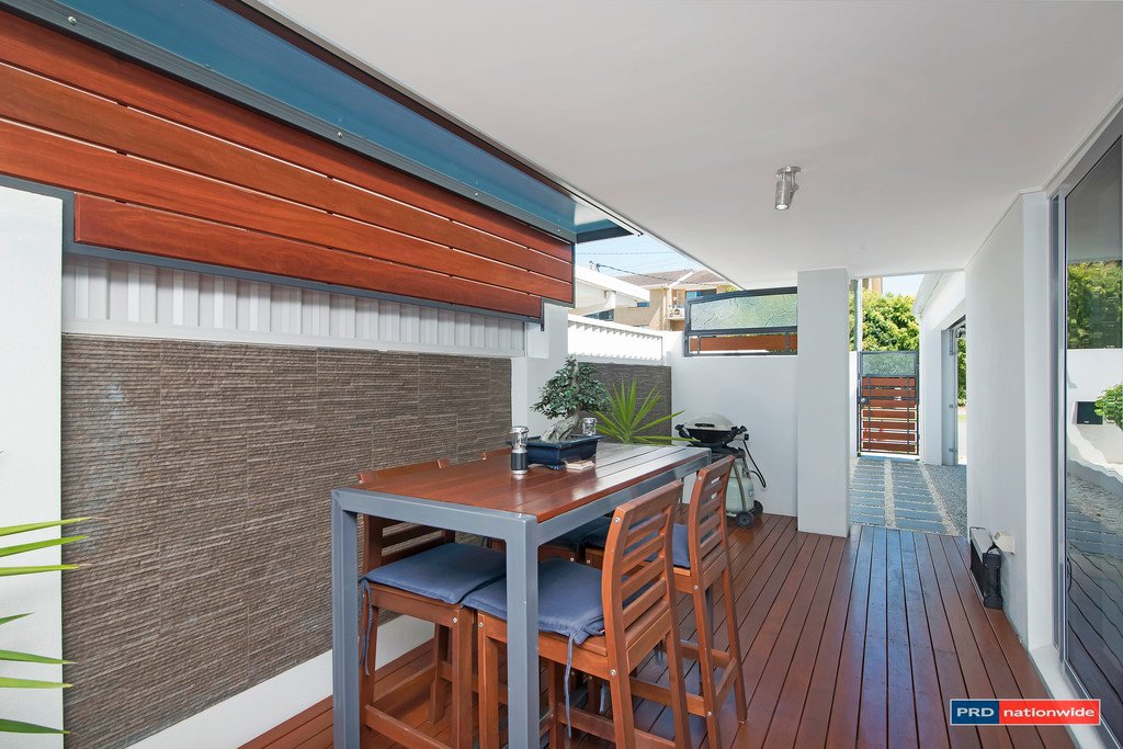 42 Fifteenth Avenue PALM BEACH 16