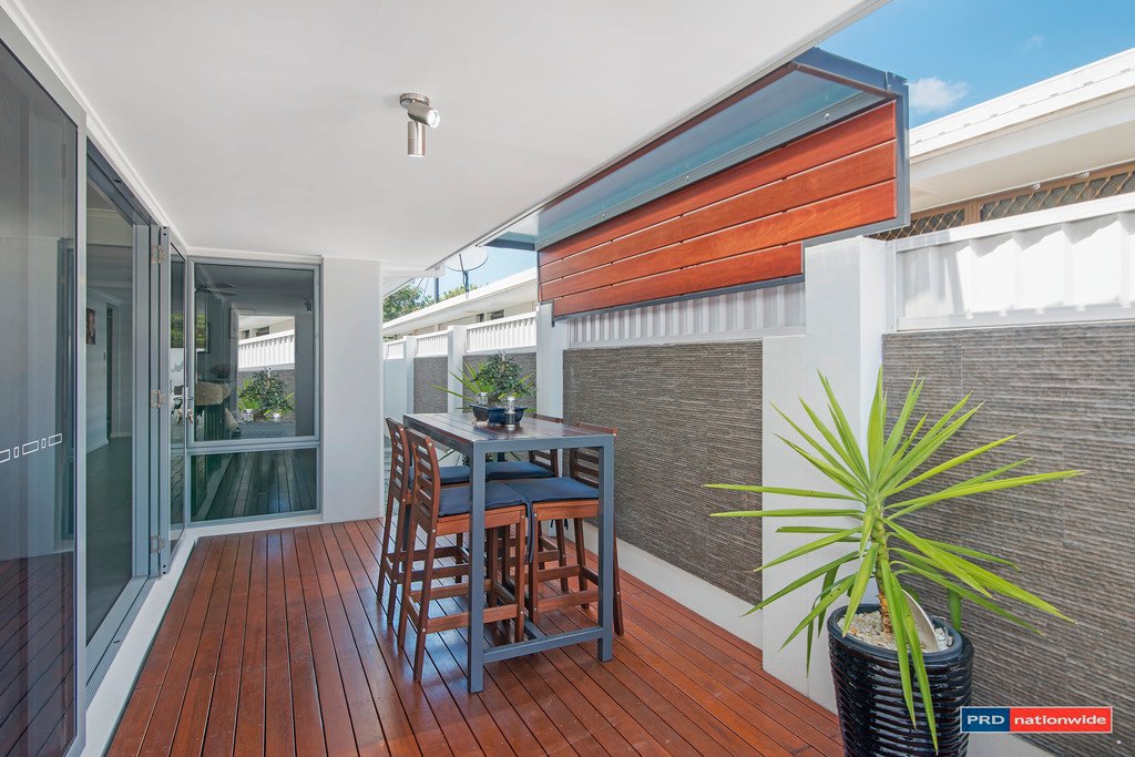 42 Fifteenth Avenue PALM BEACH 17